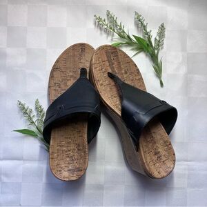 Vionic Black Wedge Sandals with Cork Footbed and V-Shaped Straps, 6